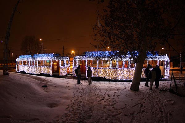 Tren-iluminado-budapest