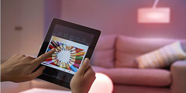 Philips Hue, las sorprendentes bombillas inteligentes regulables.