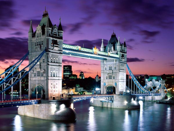 Puente-londres-iluminado-led