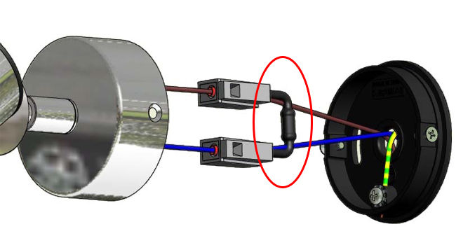 Condensador para solucionar el encendido accidental de una lámpara con el interruptor apagado